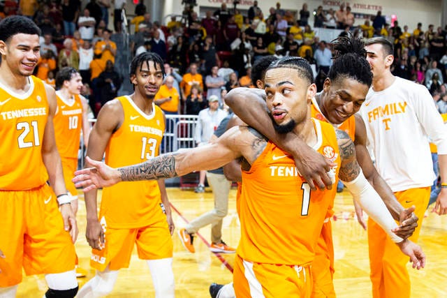 Tennessee guard Lamonte Turner (1) reacts to hitting the winning shot at the buzzer in the Emerald Coast Classic against Virginia Commonwealth in Niceville, Fla. on Nov. 30. Tennessee won 72-69. (AP Photo/Mark Wallheiser)