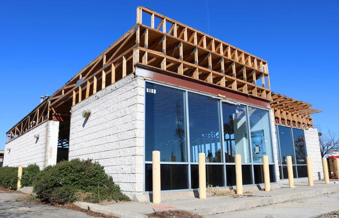 Construction is currently taking place at the old RadioShack building at 4177 W. Vernon Ave. for the arrival of Starbucks next fall. [Brandon Davis/Kinston Free Press]