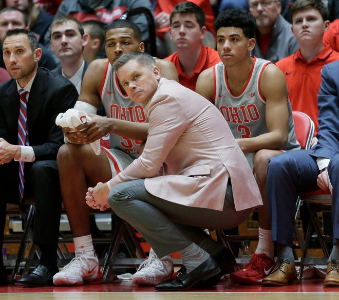 Ohio State men’s basketbal coach Chris Holtmann has used 76 different five-player combinations this season comprised entirely of scholarship players, even with the Buckeyes holding a controlling lead for the majority of each game. [Maddie Schroeder]