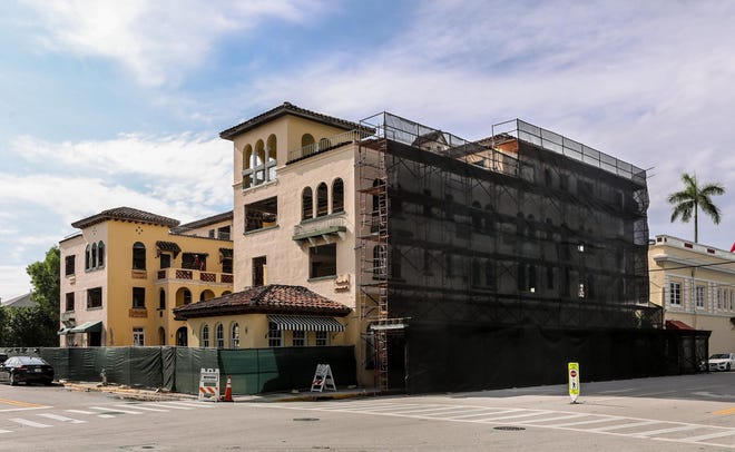 A view from the northwest of the landmark former Bradley Park Hotel that is currently under renovation at 280 Sunset Ave. Renovations will include hurricane-impact windows and a pool in the courtyard. [DAMON HIGGINS/palmbeachdailynews.com]