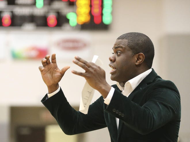 Shelton State head coach Joe Eatmon gives direction to his team during Shelton State's home game with Bevill State on Feb. 25, 2019. [File Staff Photo/Gary Cosby Jr.]