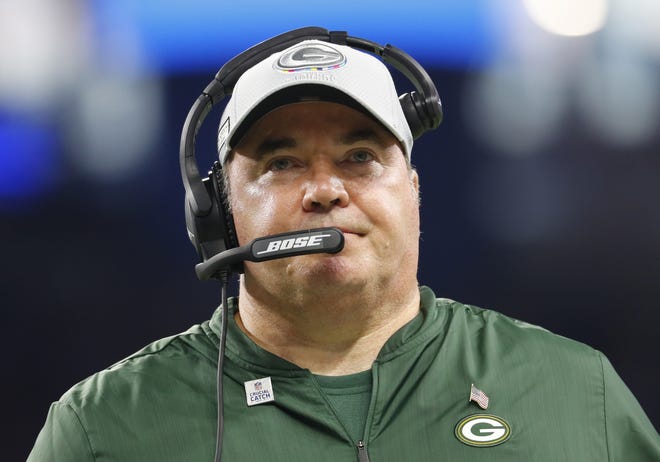 Former Green Bay Packers coach Mike McCarthy is meeting with the Dallas Cowboys about their vacant head coaching position, according to Associated Press sources. [PAUL SANCYA/THE ASSOCIATED PRESS]
