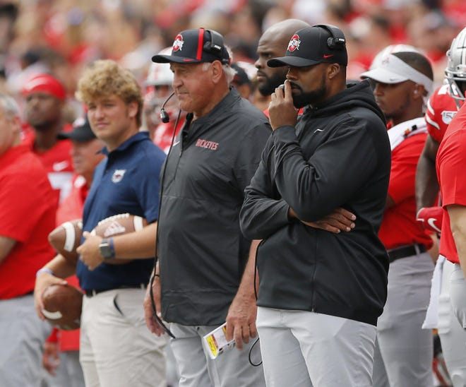 Ohio State defensive assistant coaches Al Washington, right, and Greg Mattison. [Adam Cairns]