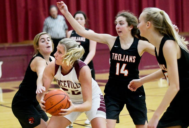 Princeville senior Brinlee Bauman looks for an opening in the defense during a game last month at the Princeville Holiday Tournament. [DAVID ZALAZNIK/JOURNAL STAR]