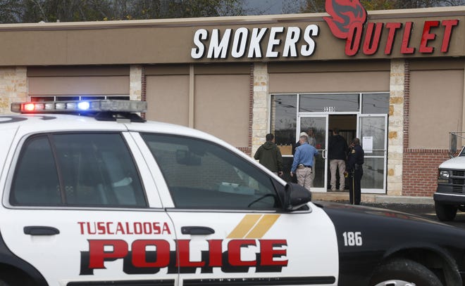 Tuscaloosa Police investigate a shooting at 3300 Stillman Blvd.on Dec. 5. [Staff File Photo/Gary Cosby Jr.]