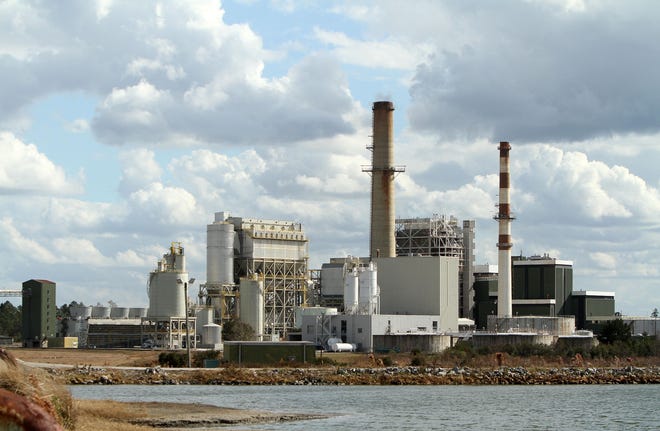 Gainesville Regional Utilities’ Deerhaven Generating Station. [Gainesville Sun, File]