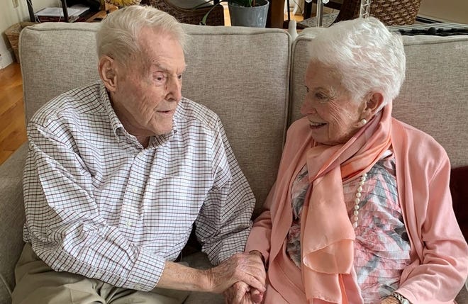 Everett and Peggy Lundberg, ages 96 and 91, of Narragansett, on Oct. 20, 2019, their 68th wedding anniversary. They died one after the other earlier this month. [Courtesy of Karen Manning]