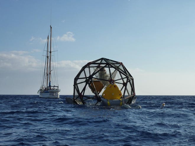 The proposed Kampachi Farms project offshore of Southwest Florida will resemble the Velella Farm demonstration pen in Kona, Hawaii. [COURTESY PHOTO]