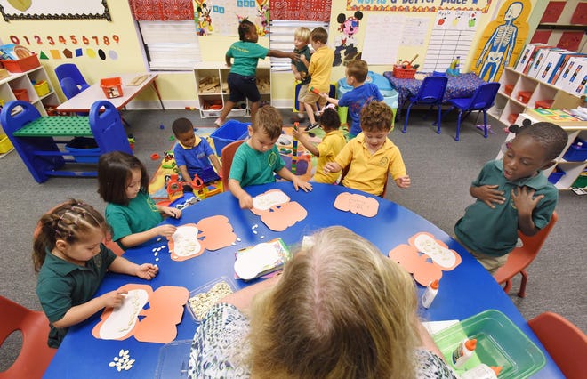 VPK students in Jacksonville work on projects . [Bob Self/Florida Times-Union]