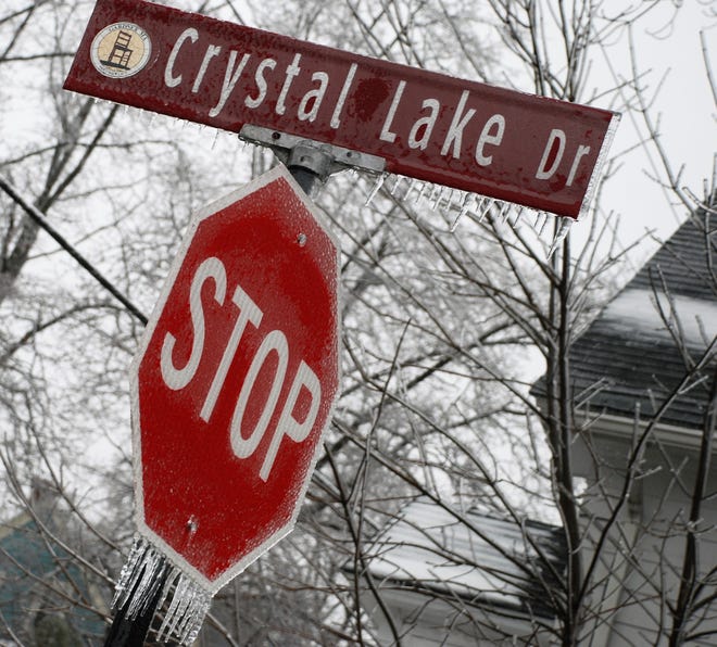 Crystal Lake Drive in Gardner lived up to its name on Feb. 7. [News staff photo by Doneen Durling]