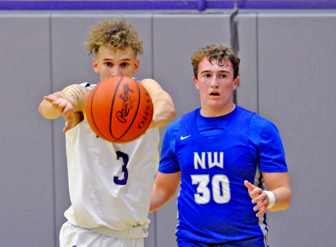Triway's Chance Wells and Northwestern's J.J. Cline are both hoping for district titles to cap off their senior seasons.