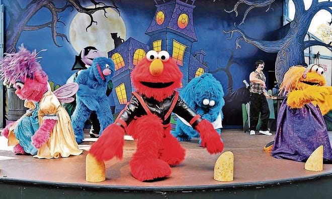 “Elmo the Musical Live!” is one of the many family-friendly attractions at Sesame Place. [CR RAE]