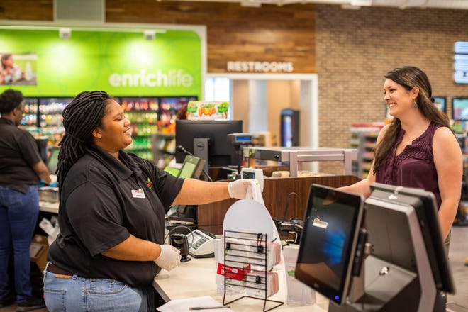 Enmarket has committed to raising pay rates by $2.50 per hour for all non-salaried store employees. In addition, salaried managers will be guaranteed 100% of their bonus potential for the months of March and April. [Photo courtesy of Enmarket]