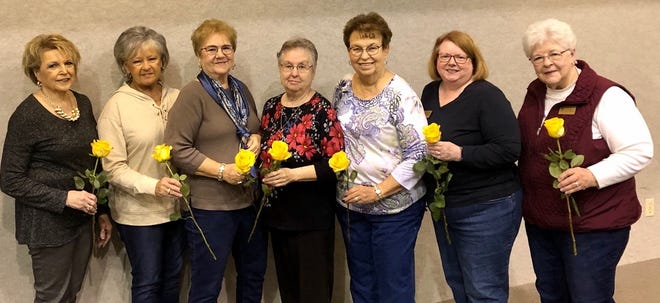 One hundred years ago, a small group of pioneering women came together in Buffalo, New York with a vision to help all women realize greater equality while using their individual and collective expertise in service to their community. A few weeks ago Lincoln’s Zonta club held a Centennial Celebration to recognize members and honor Zontians worldwide. Length of service awards were given to; from left: Linda Franz, 44 years, Becky Cecil, 41 years, Becky Werth, 38 years, Marilyn Armbrust, 34 years, Connie Dehner, 31 years, Susan Harmon, 28 years and Sharon Awe, 25 years. Not pictured is Judy Awe, 49 years. [Photo submitted]