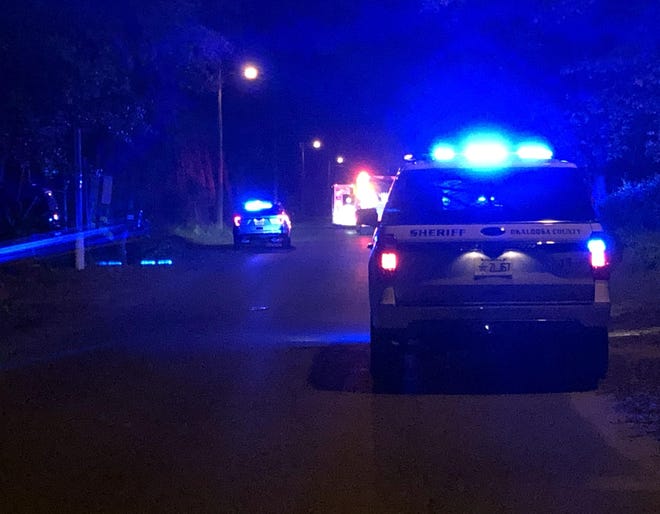 Okaloosa County Sheriff’s Office Deputies and Fort Walton Beach Police Department officers responded to an incident Tuesday night. [ERIN FRANCZAK/DAILY NEWS]