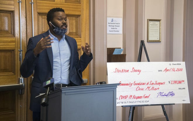 Stockton Mayor Michael Tubbs announces the creation of the #StocktonStrong COVID-19 Emergency Response Fund during a news conference Thursday in the City Council chambers in downtown Stockton. [CLIFFORD OTO/THE STOCKTON RECORD]