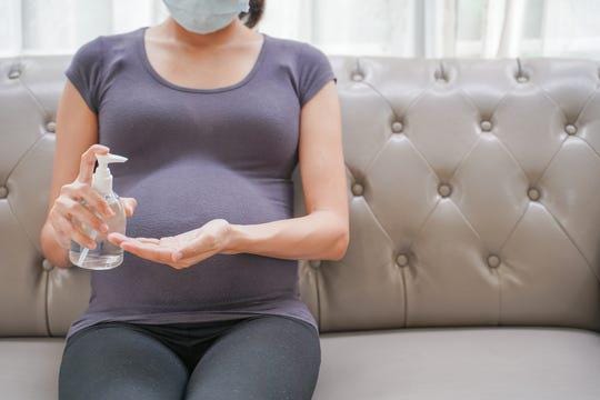For pregnant women in Michigan and around the world, the current COVID-19 pandemic is presenting mothers-to-be with even greater challenges than usual. (Photo: Getty Images)