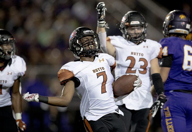 Hutto defensive back Jairiez Lambert, center, should be a breakout star at wide receiver for the Hippos in 2020, according to coach Brad LaPlante. Lambert will also return kicks and punts. [NICK WAGNER/AMERICAN-STATESMAN]