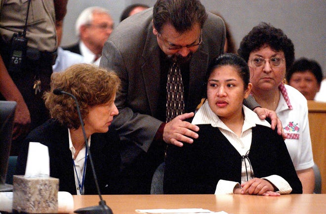 Rosa Jimenez, front right, is shown with her legal team at her 2005 trial for the death of toddler who choked on a wad of paper towels. Since then, four judges have said she deserves a new trial with an opportunity to present expert testimony that the death was accidental. [Laura Skelding AMERICAN-STATESMAN]