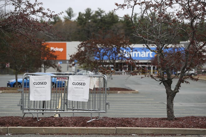 The Walmart in Abington is temporarily closed for deep cleaning and restocking on Thursday, April 30, 2020. [Alyssa Stone/The Enterprise]