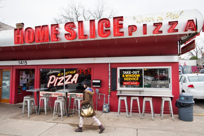 Home Slice Pizza on South Congress Avenue has temporarily closed after two employees tested positive for the coronavirus. It plans to reopen Monday. [TOM MCCARTHY JR. FOR AMERICAN-STATESMAN]