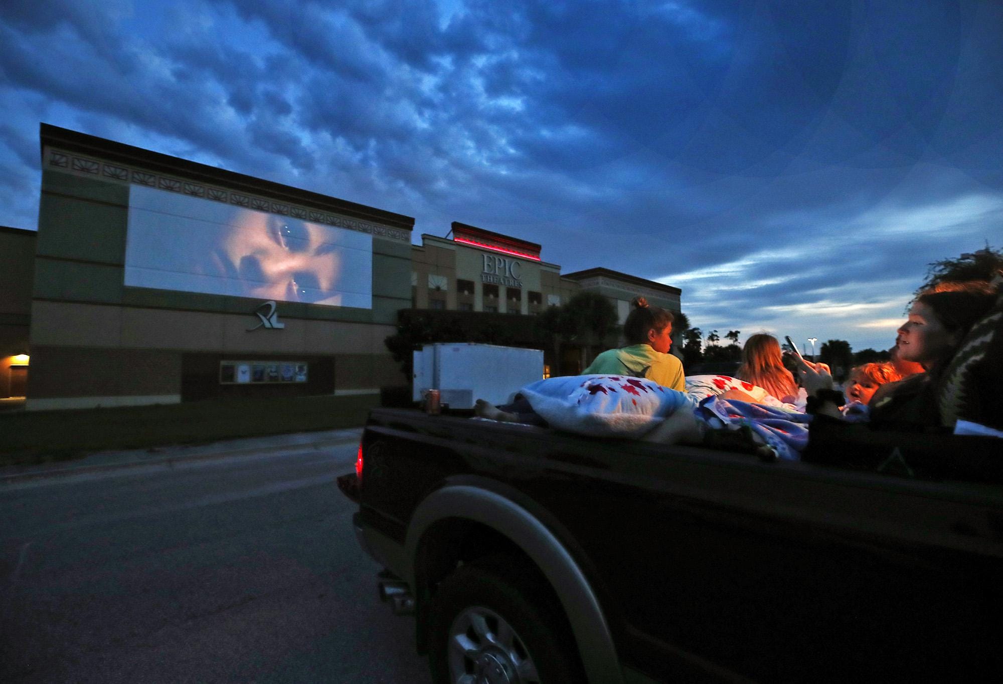 Classic Movies Old And New At Epic Theatres Deltona Drive-in