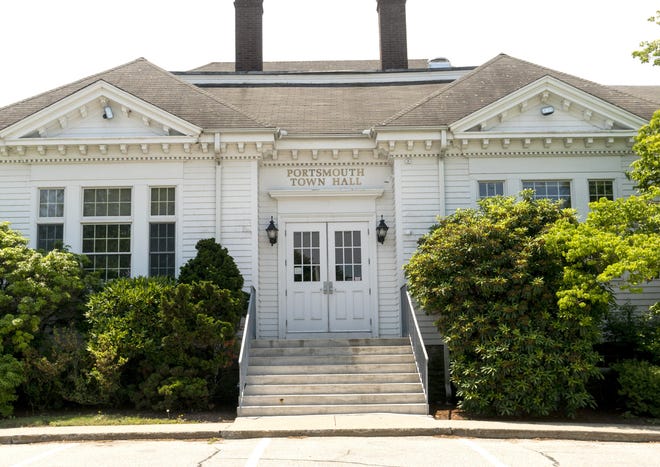 Portsmouth Town Hall. [DAILY NEWS FILE PHOTO]