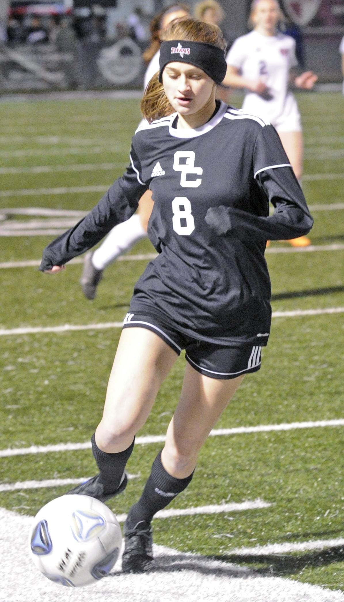 Fifteen area players, 5 from Etowah County, land girls soccer allstate