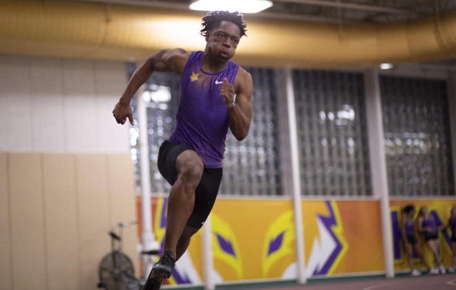 Knox College sophomore Derrick Jackson was named to the U.S. Track & Field and Cross Country Coaches Association's NCAA Division III Indoor Track & Field All-America Team.  [STEVE DAVIS/Knox College Office of Communications]