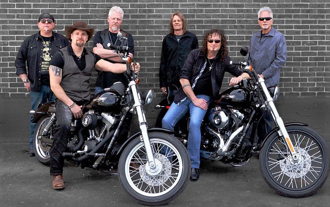 The tribute band Turn It Up provides fans with a night of Lynyrd Skynyrd's classic southern rock hits, and the Cincinnati-area band will be on stage Aug. 15 at the Stage on the Green.