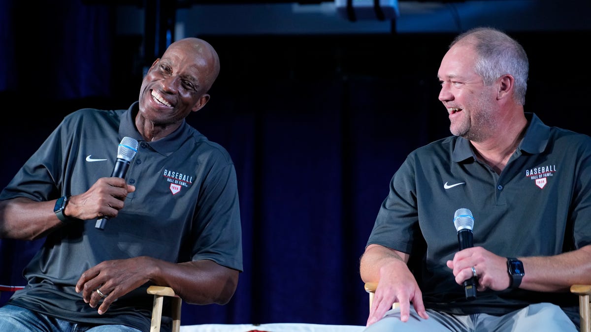 Fred McGriff and Scott Rolen speak during a roundtable on Saturday, the day before their Hall of Fame induction.