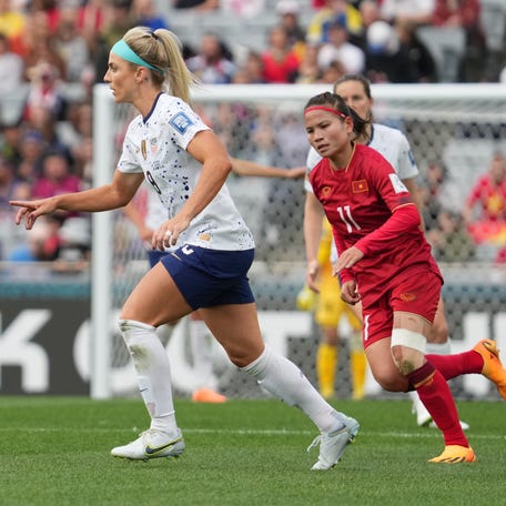 Julie Ertz controls the ball against Vietnam at the World Cup.