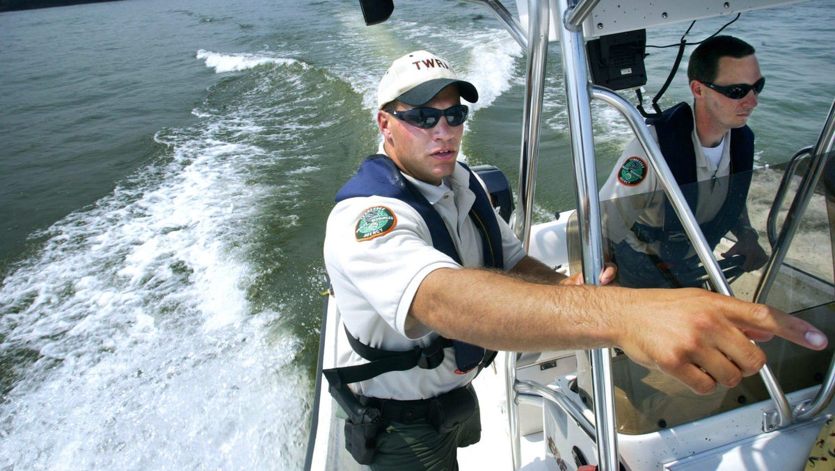 What's your float plan for Memorial Day weekend? TN agencies recommend these safety tips