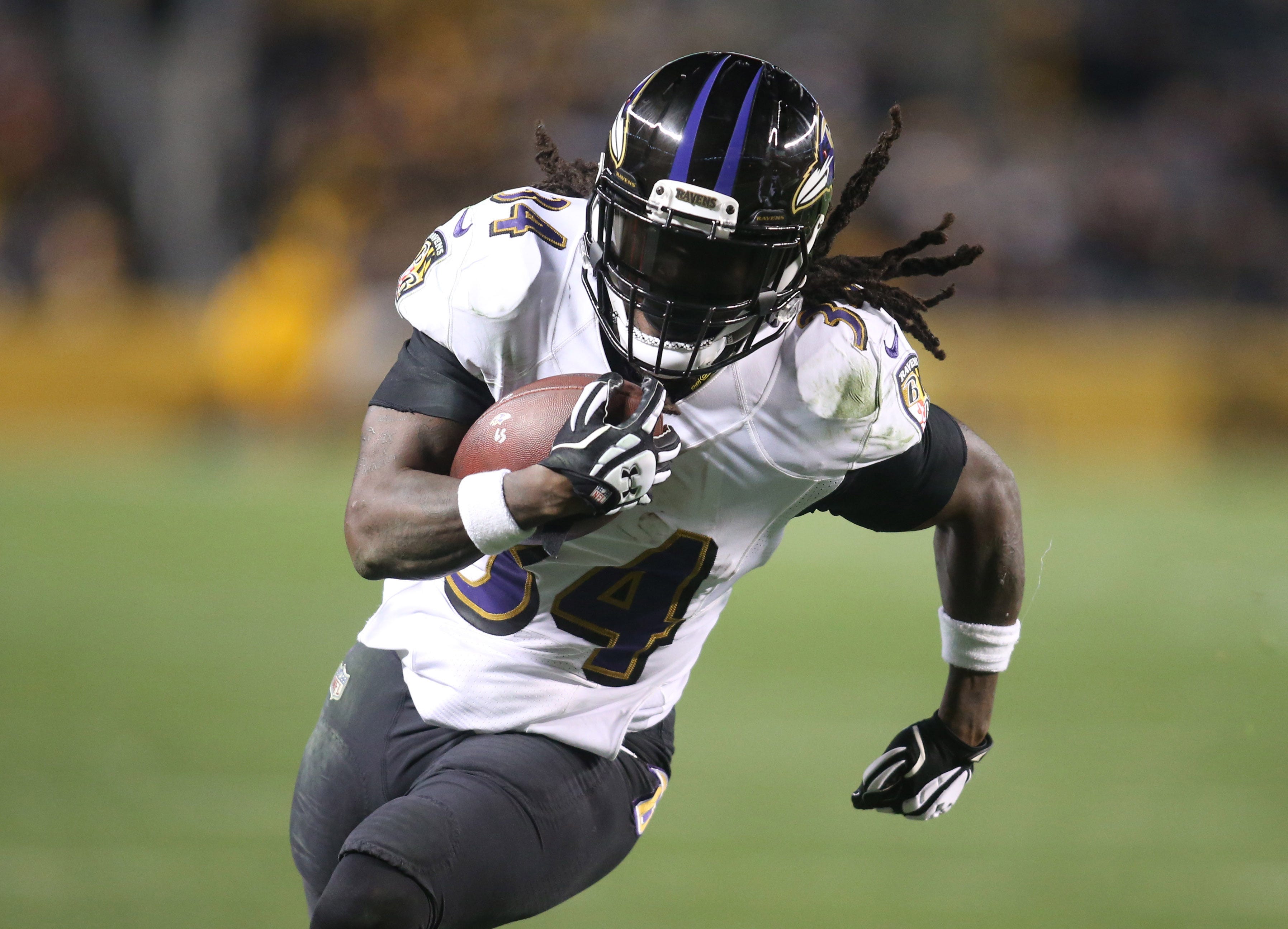 Ravens teammates remember Alex Collins after RB's death: 'Tell your people you love them'