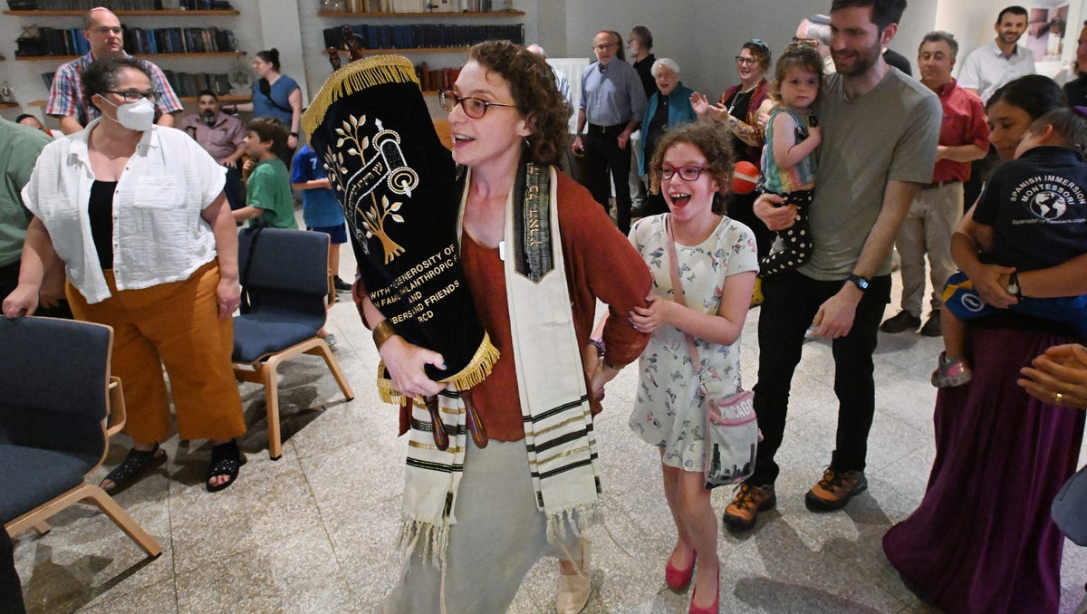 Saving Detroits last shul Isaac Agree Downtown Synagogue ready for new chapter Saving Detroits last shul Isaac Agree Downtown Synagogue ready for new chapter