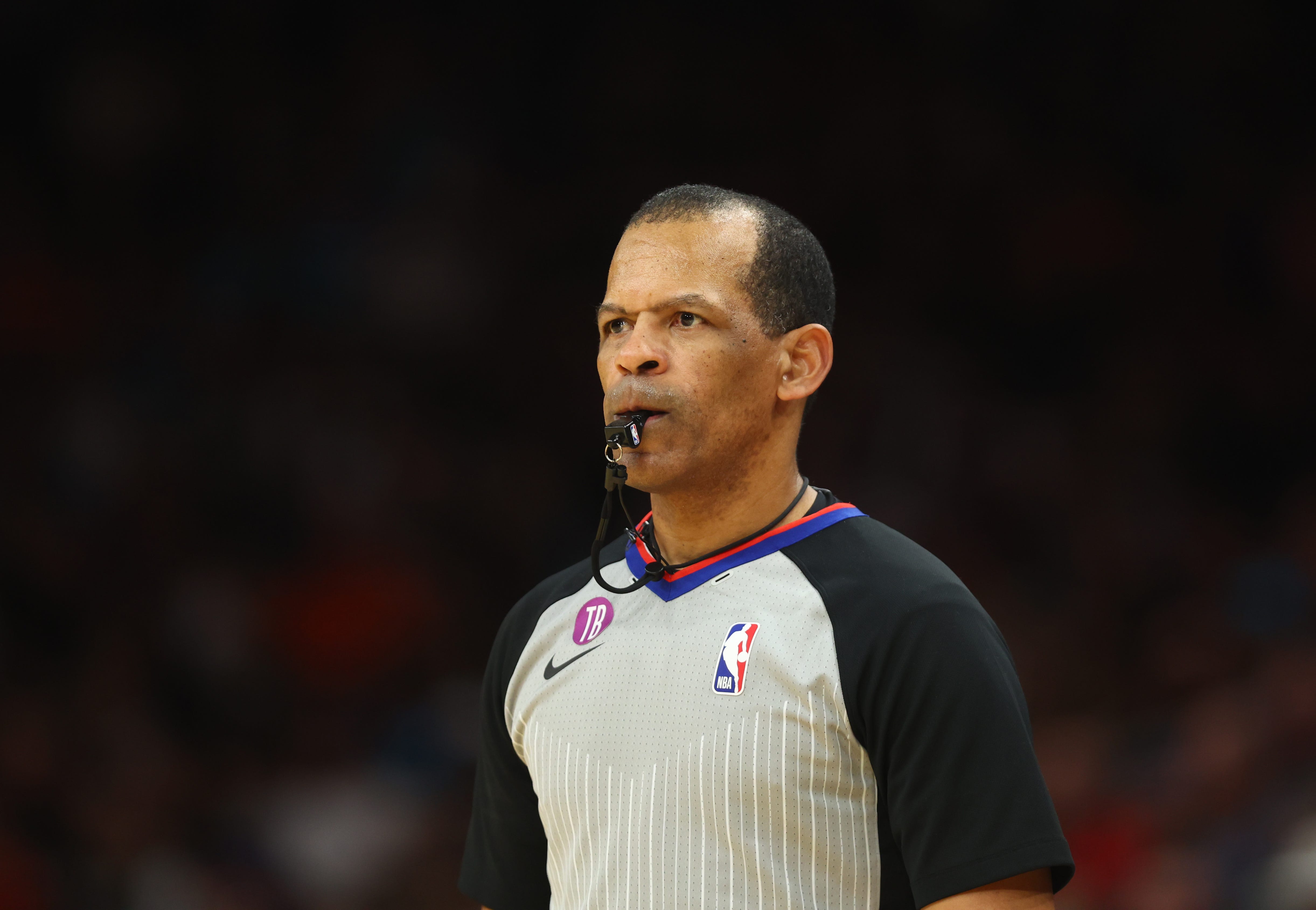 NBA referee Eric Lewis retires amidst league's investigation into social media account
