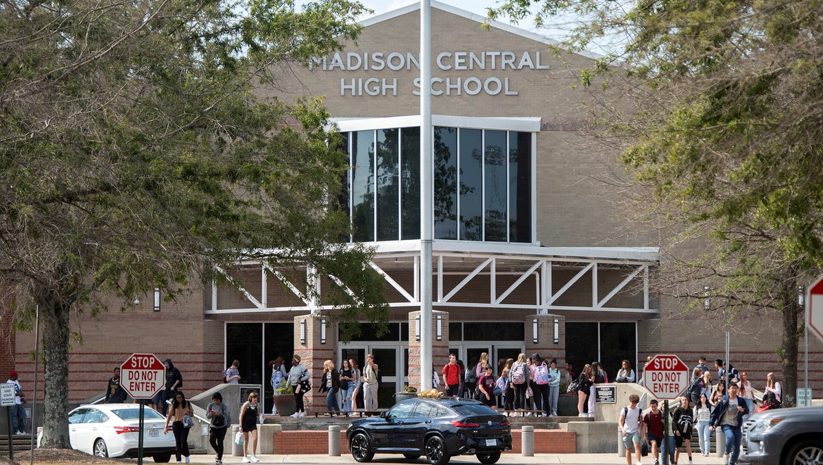 See which Mississippi high school earned the highest ranking from U.S. News list