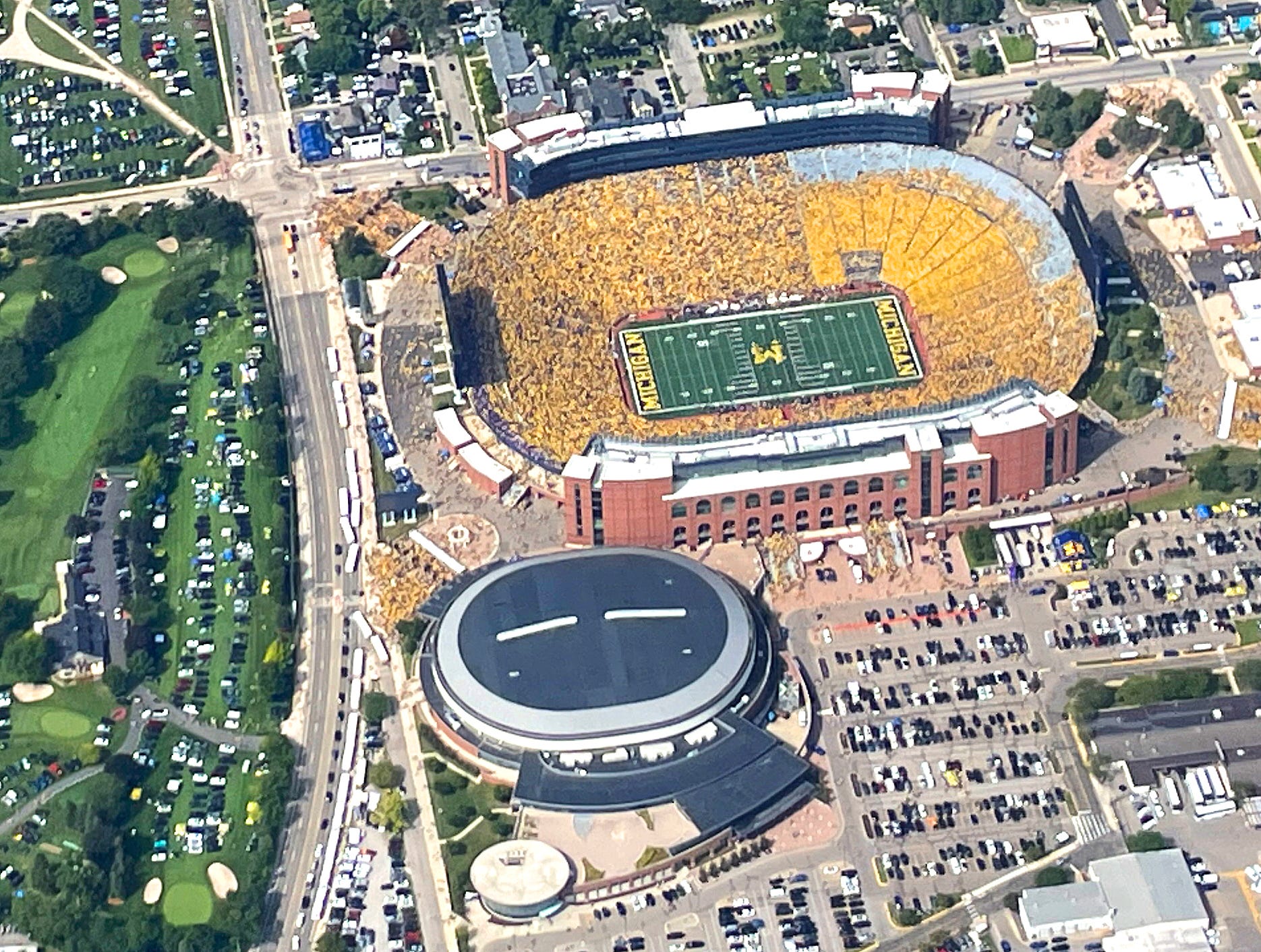 https://www.gannett-cdn.com/authoring/authoring-images/2023/09/02/PDTF/70752255007-michigan-football-aerial-0902-1.jpg?auto=webp&crop=1868,1055,x0,y136&format=pjpg&width=1200
