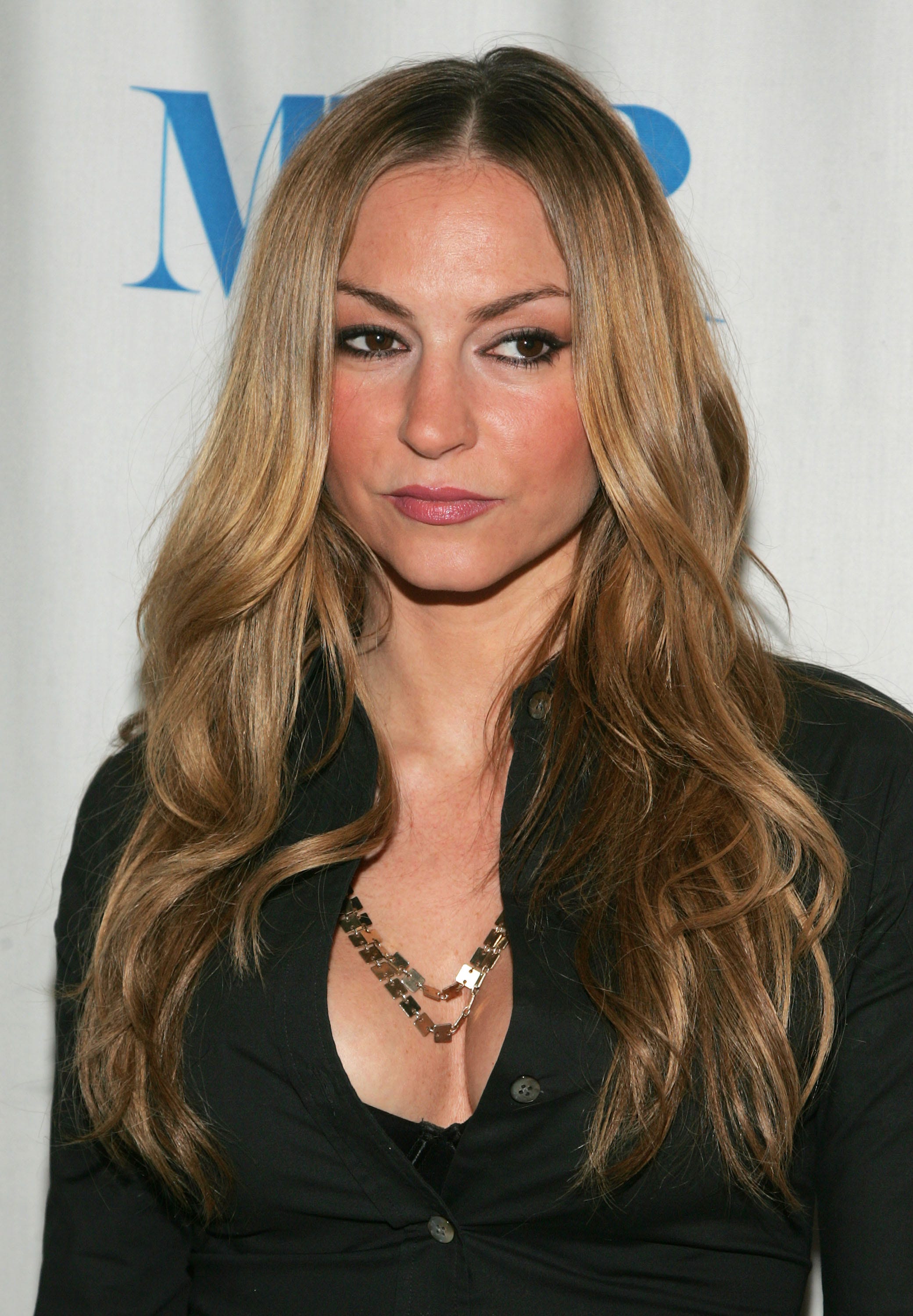 NEW YORK - MARCH 28: Actress Drea de Matteo attends the Museum of Television & Radio presentation of "The Whacked Sopranos" on March 28, 2007 in New York City. (Photo by Peter Kramer/Getty Images) *** Local Caption *** Drea de Matteo ORG XMIT: 73717998 GTY ID: 17998PK033_The_Museum_Of