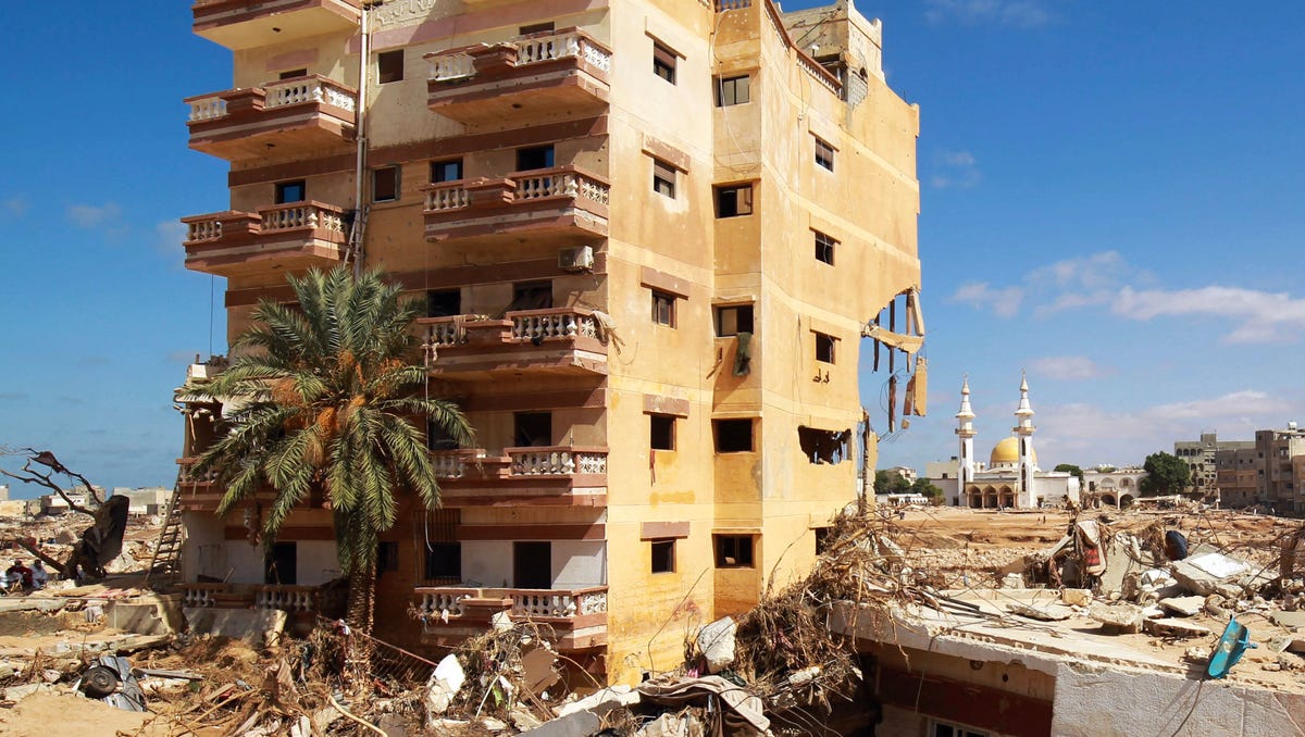 Uma organização humanitária afirma que o número de mortos aumentou para 11.300 em Derna Uma organização humanitária afirma que o número de mortos aumentou para 11.300 em Derna