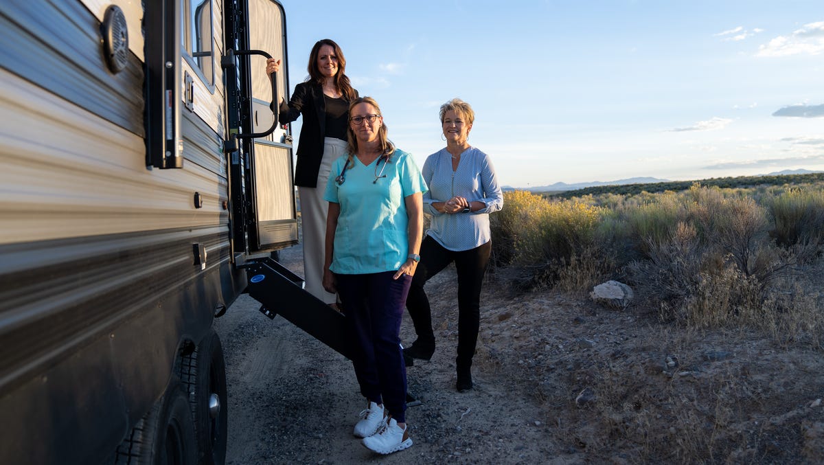 Norah Lusk (c) and Nevada Institute of Forensic Nursing's Director of Advocacy, Christie Youngblood (left) and Director of Forensic Interviews, Cyndy Milligan-Lusk.