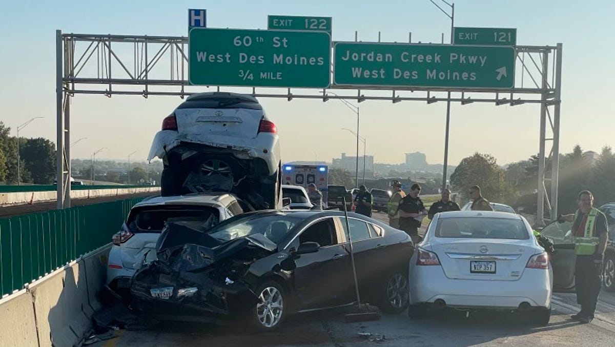 10-Car Crash Causes Delays on I-80 between Waukee and West Des Moines