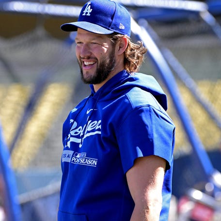Clayton Kershaw will get the start in Game 1 of the NLDS as the Dodgers take on the Diamondbacks.