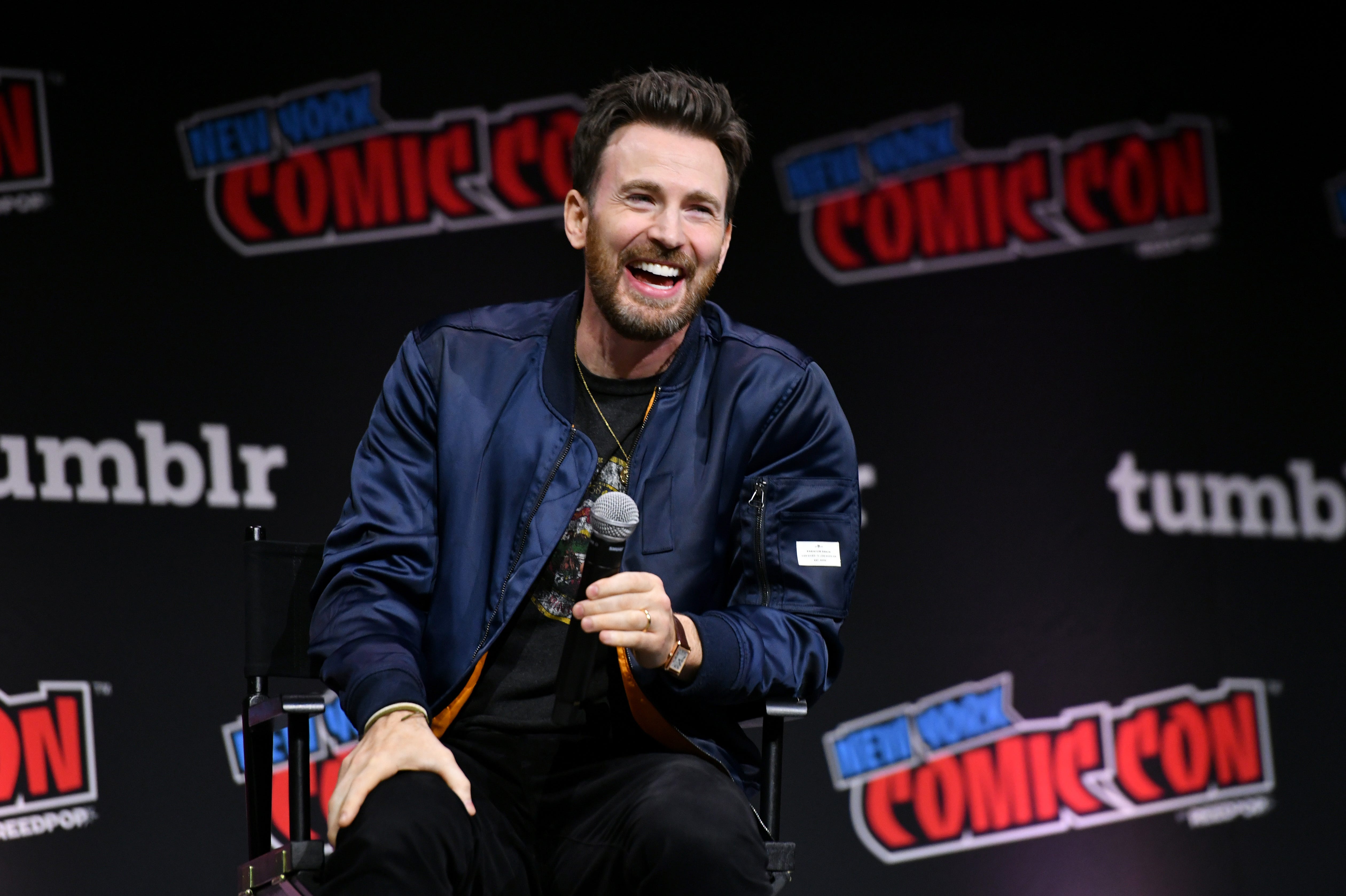 NEW YORK, NEW YORK - OCTOBER 14: Chris Evans speaks at a Spotlight panel during New York Comic Con 2023 - Day 3 at Javits Center on October 14, 2023 in New York City. (Photo by Craig Barritt/Getty Images for ReedPop) ORG XMIT: 775920236 ORIG FILE ID: 1735553524