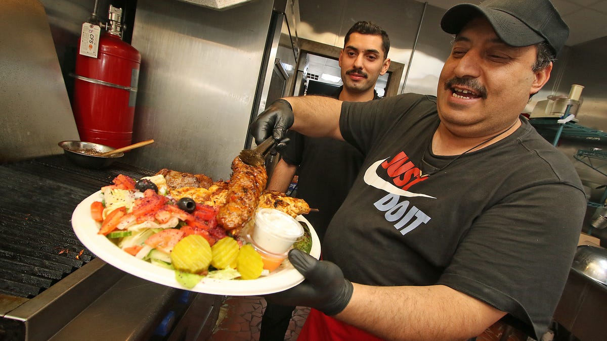 Bir Türk göçmen Bessemer’de restoran açıyor
