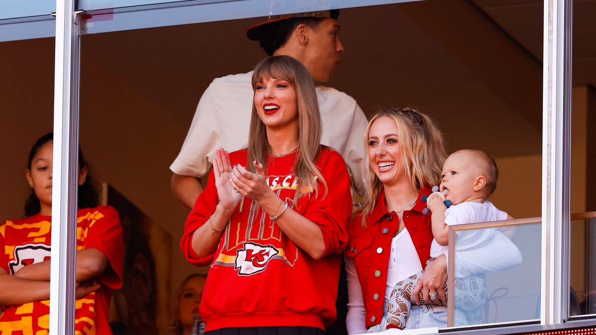 Taylor Swift tidak hadir karena kekalahan Travis Kelce dari Chiefs-Broncos