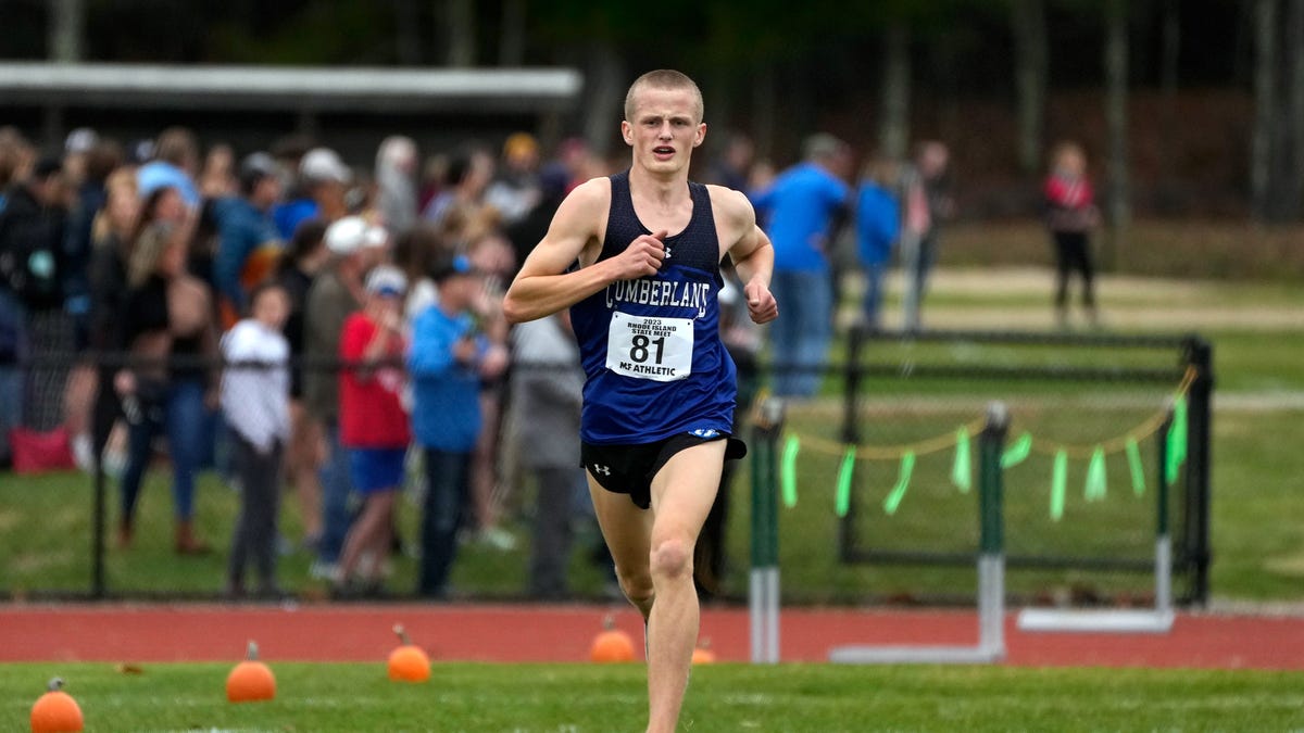Here’s who the RI Boys Cross Country Track Coaches honored with postseason awards in 2023