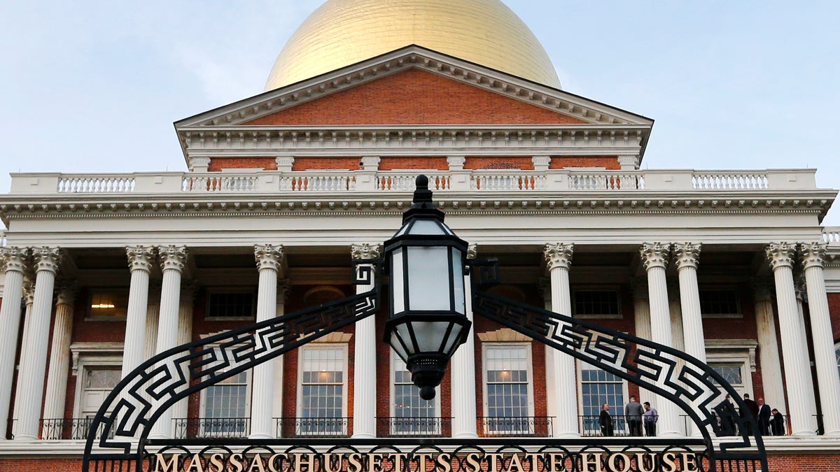 Feds designate new offshore wind power area off Massachusetts, Maine and New Hampshire Feds designate new offshore wind power area off Massachusetts, Maine and New Hampshire