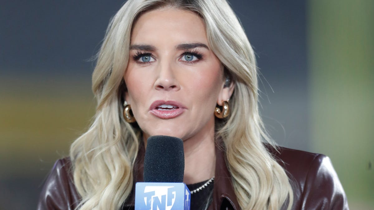 Sports journalists criticize Charissa Thompson for reporting
