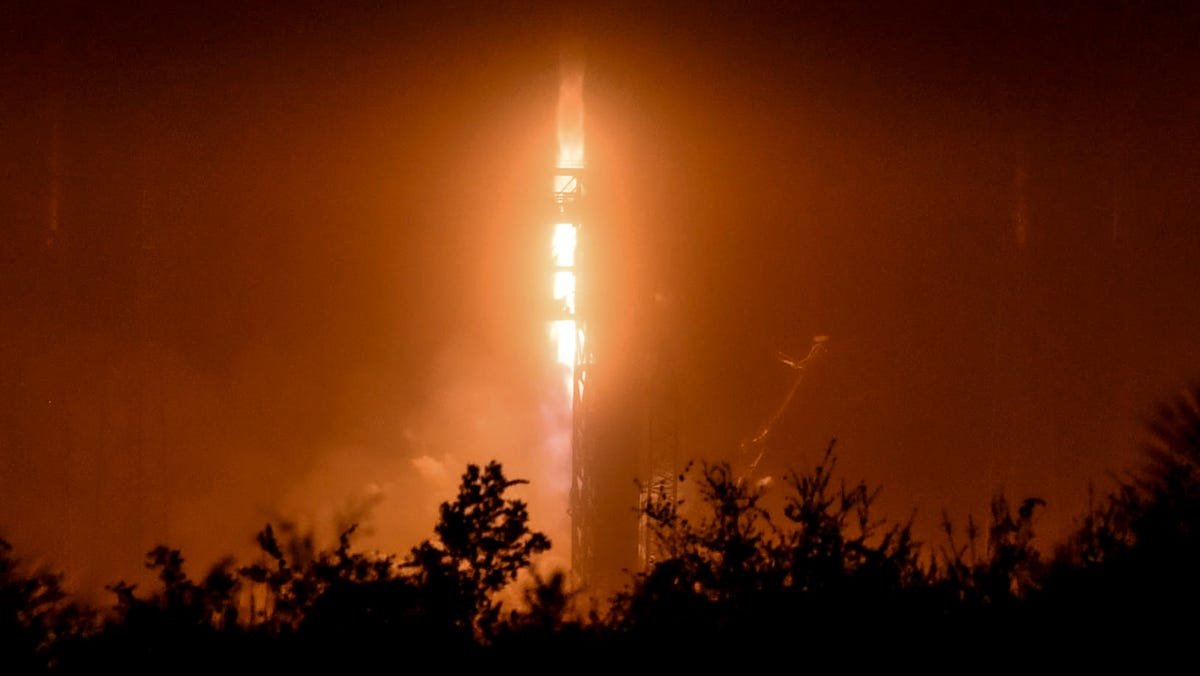 SpaceX Starlink 6-28 se lanza desde la Estación Espacial de Cabo Cañaveral